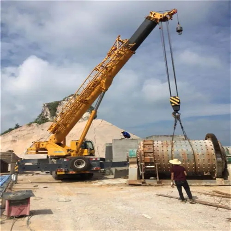 青白江吊车的运输费用是否包含在租赁费用中